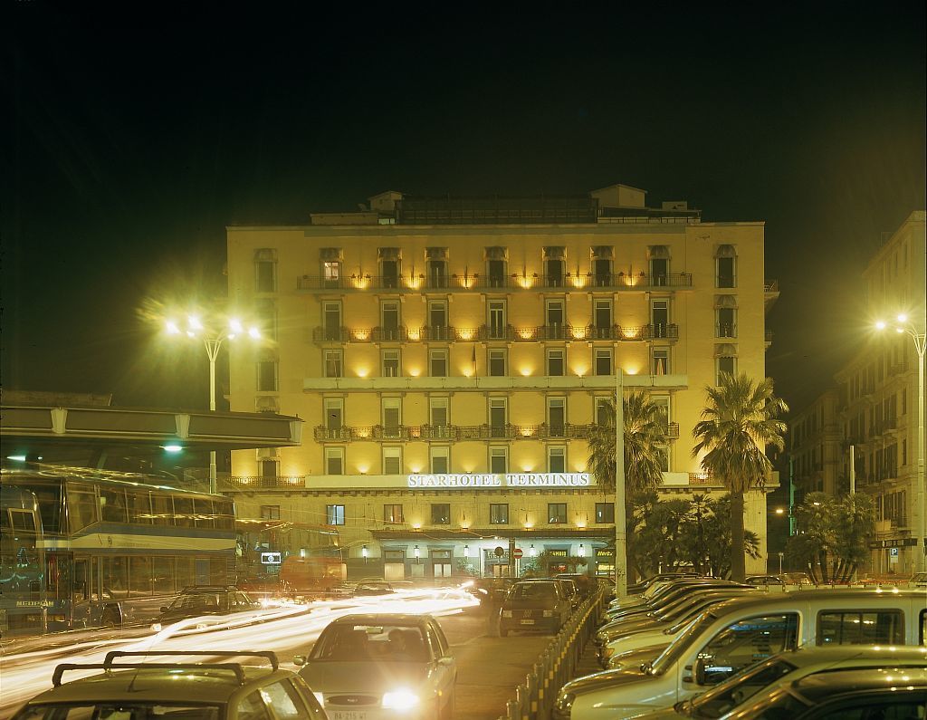 Starhotels Terminus Nápoles Exterior foto